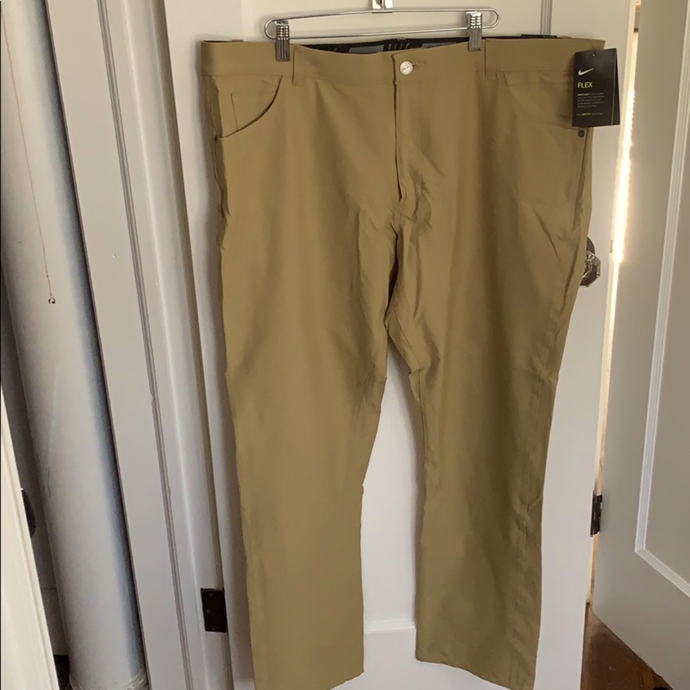 NIKE GOLF - Slim Fit and Dri-Fit Pants